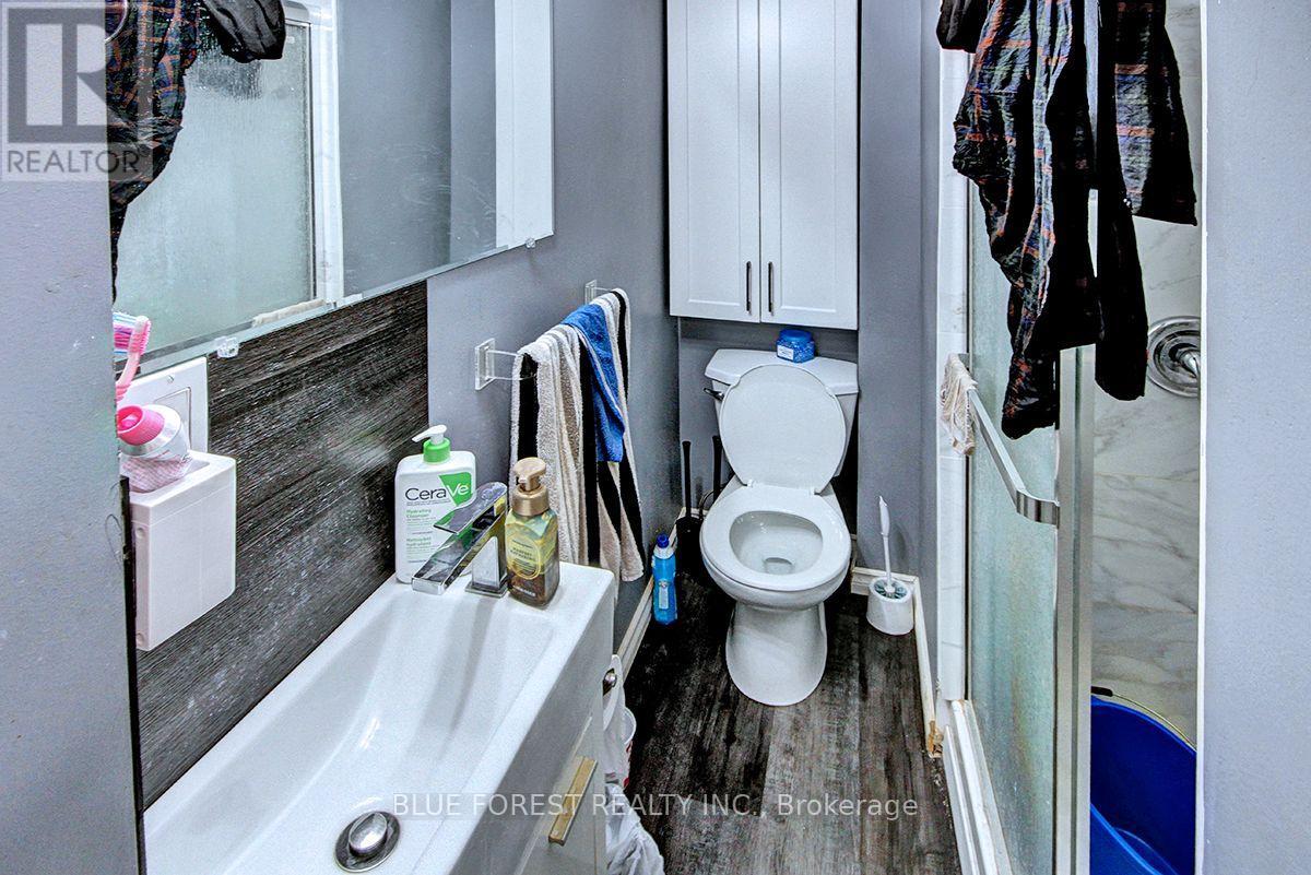 28 Oxford Street W Property Photo 18