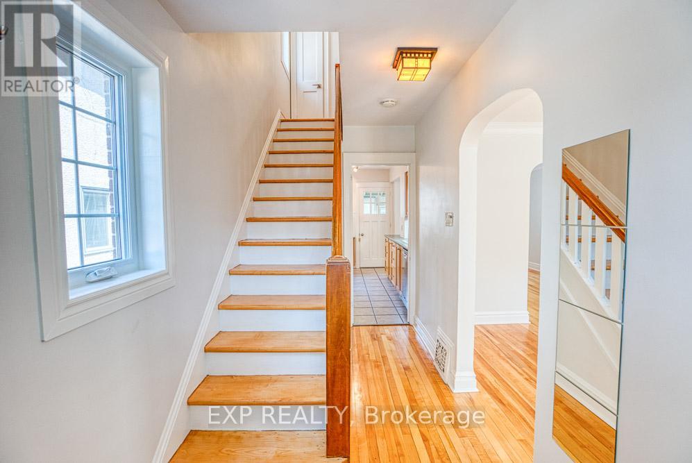 413 Holland Avenue Property Photo 7