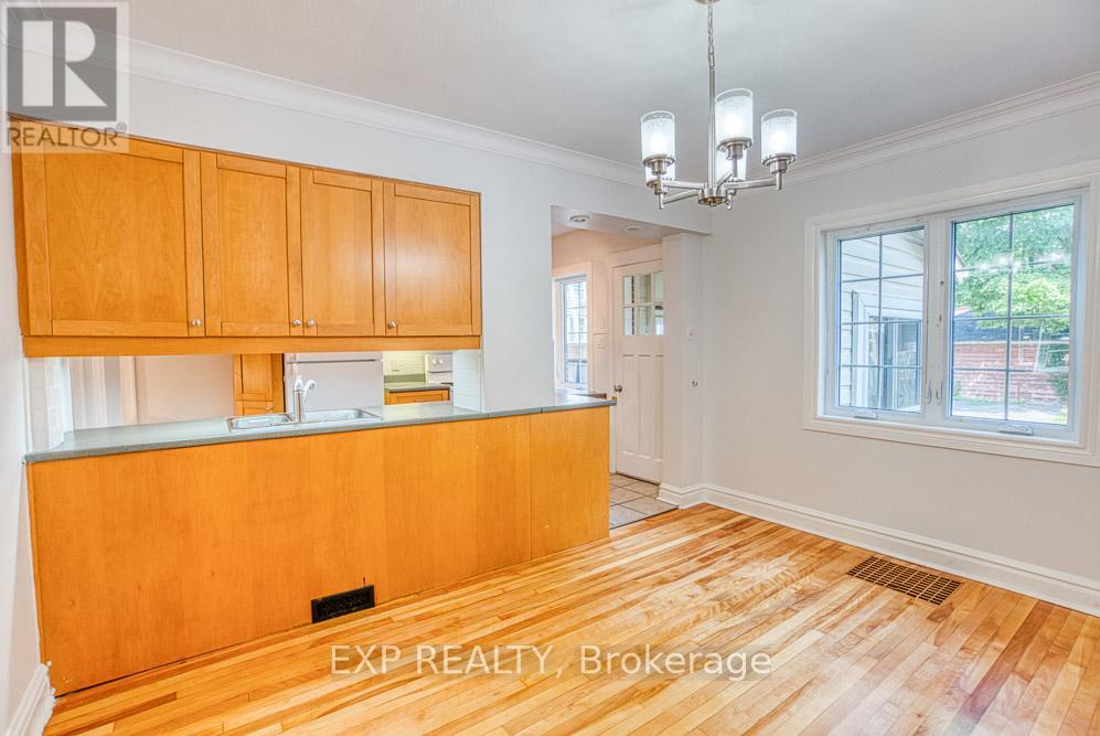 413 Holland Avenue Property Photo 12