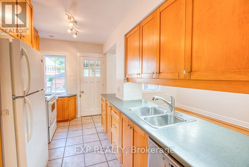 413 Holland Avenue Property Photo 17