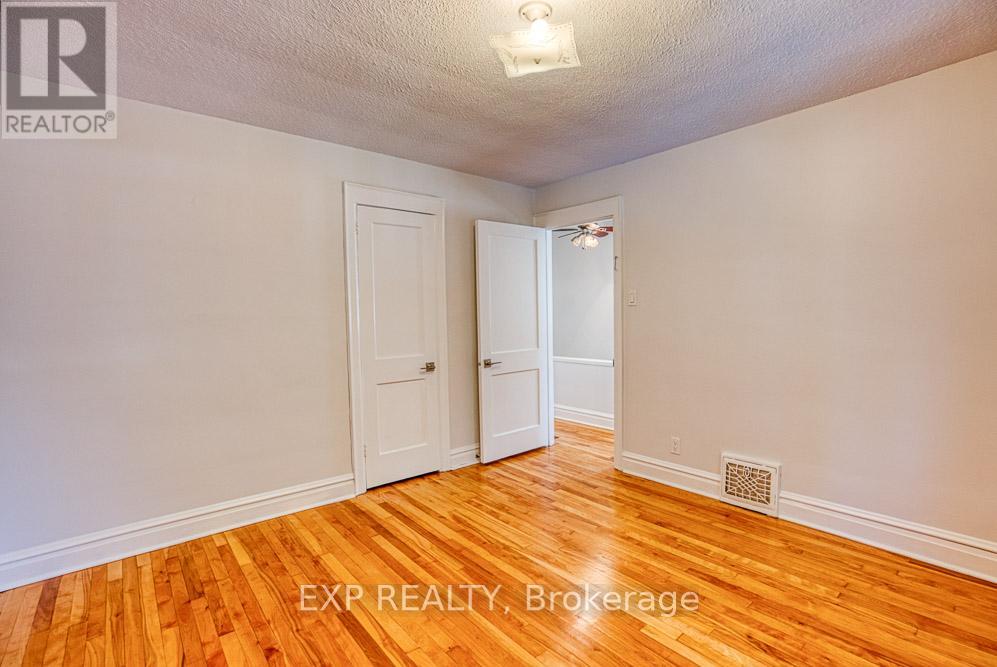 413 Holland Avenue Property Photo 37