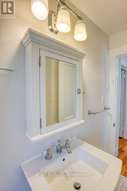 413 Holland Avenue Property Photo 40