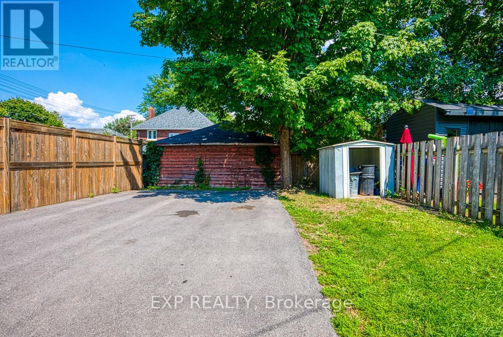 413 Holland Avenue Property Photo 43
