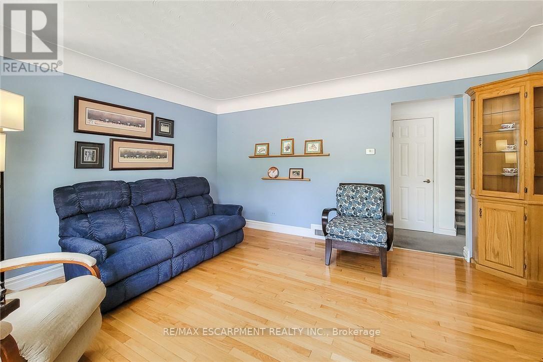 42 Lake Avenue N Property Photo 16