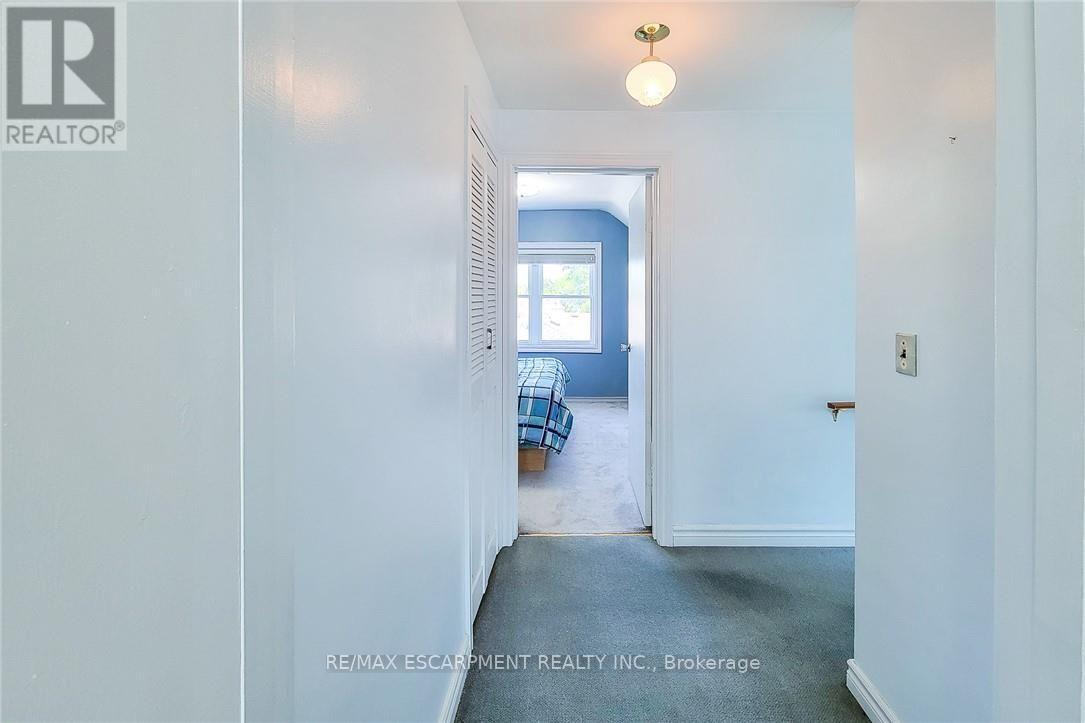 42 Lake Avenue N Property Photo 26