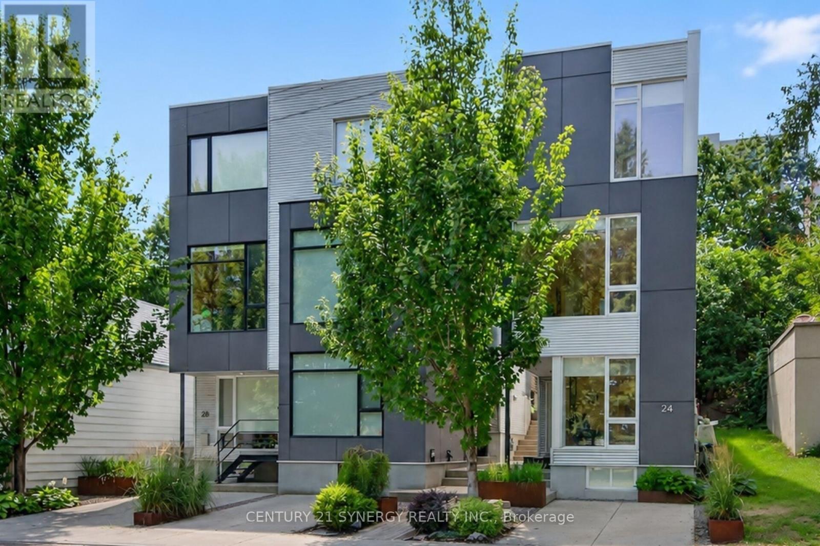 24 Stonehurst Avenue Property Photo 1