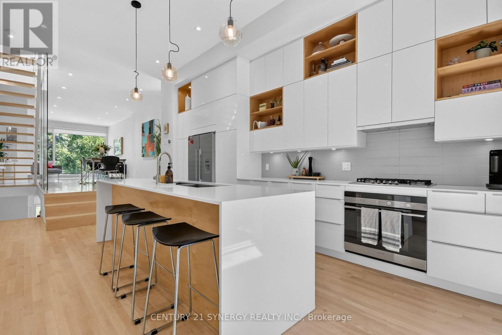 24 Stonehurst Avenue Property Photo 20