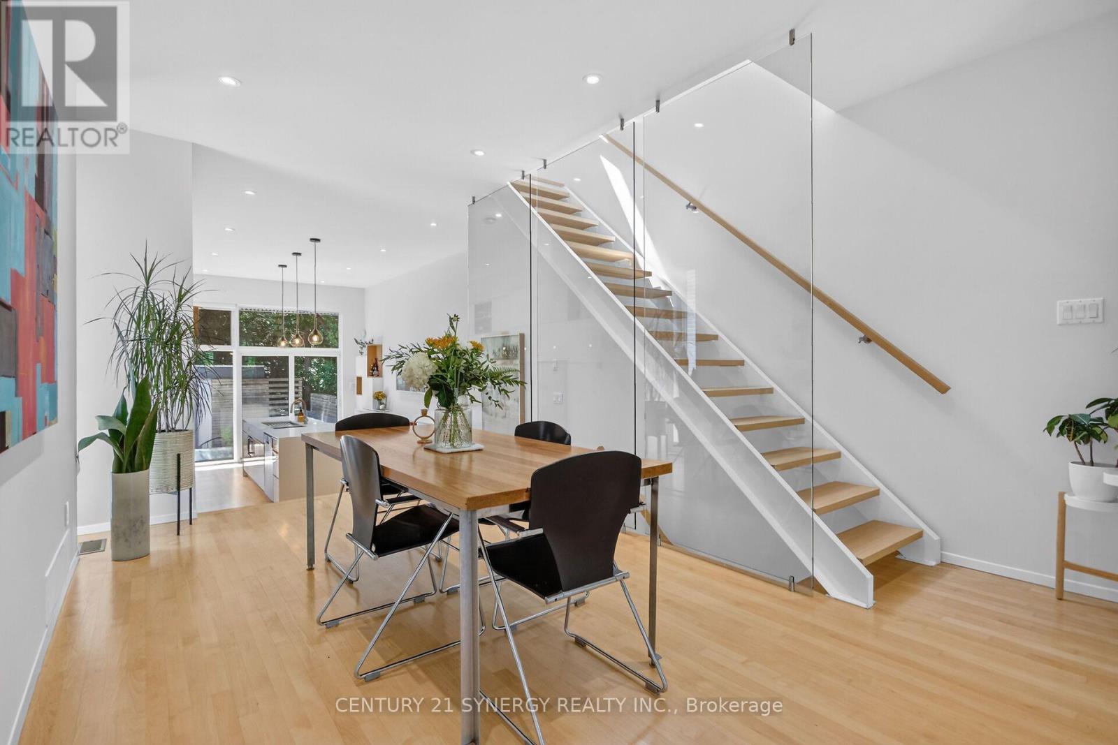 24 Stonehurst Avenue Property Photo 22