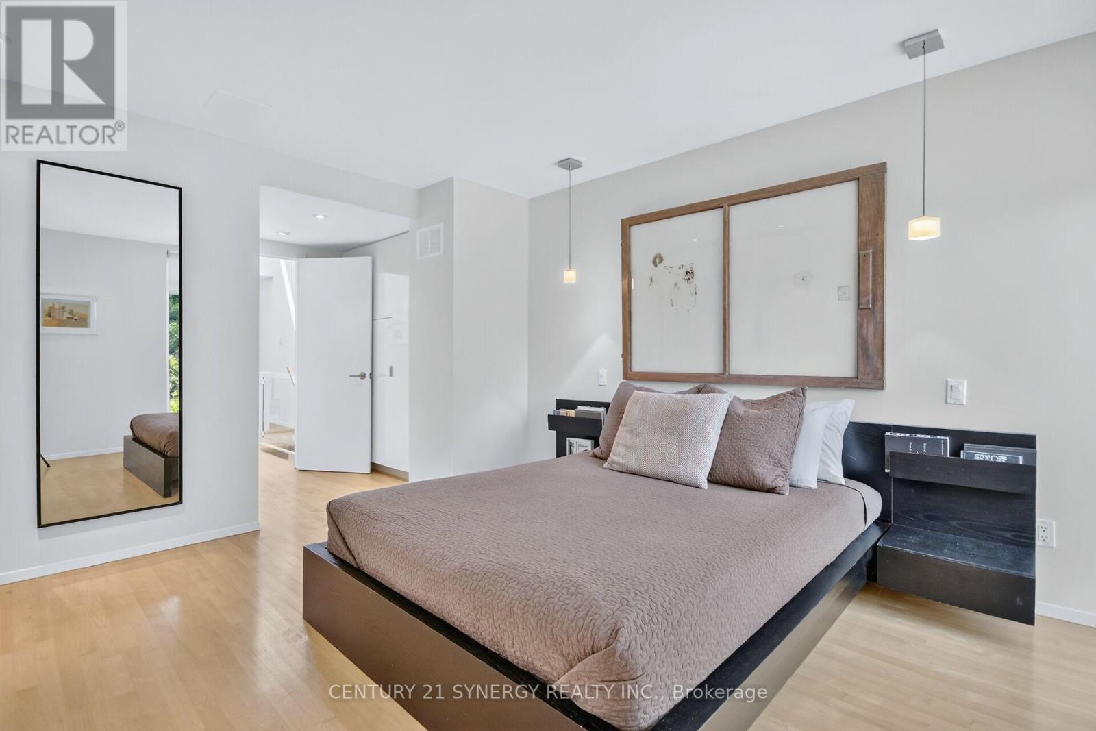 24 Stonehurst Avenue Property Photo 37