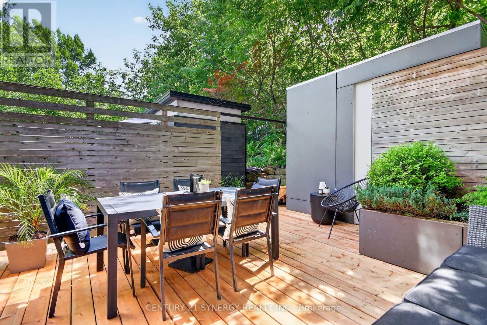 24 Stonehurst Avenue Property Photo 42