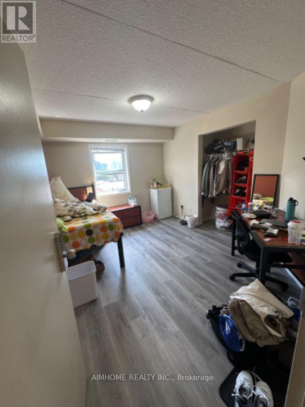 403 - 261 Lester Street Property Photo 7