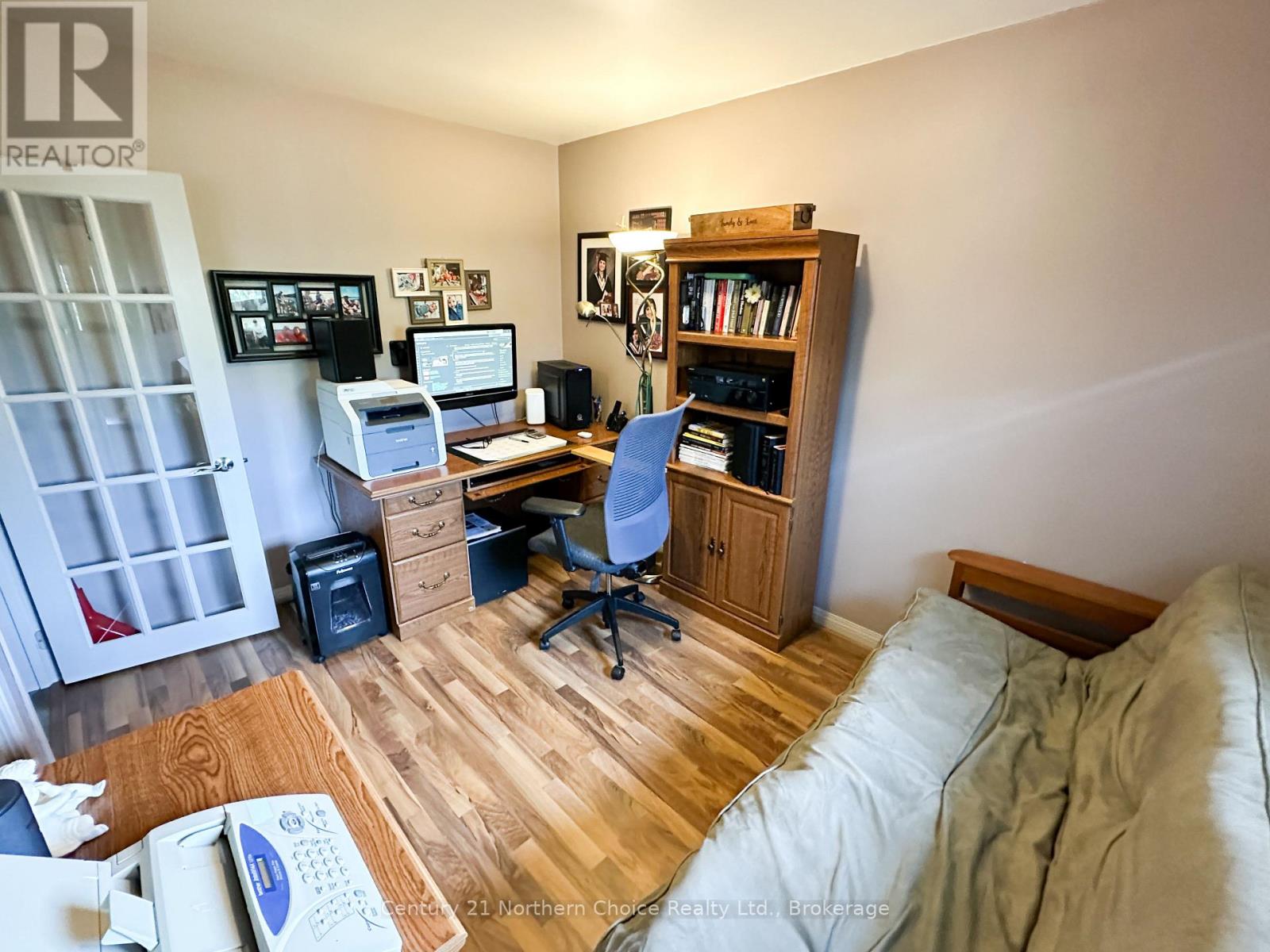 52 Dickenson Road Property Photo 10