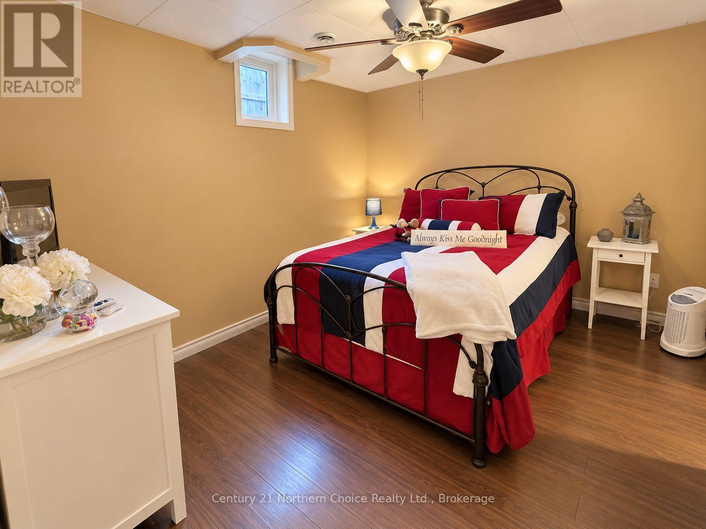 52 Dickenson Road Property Photo 17