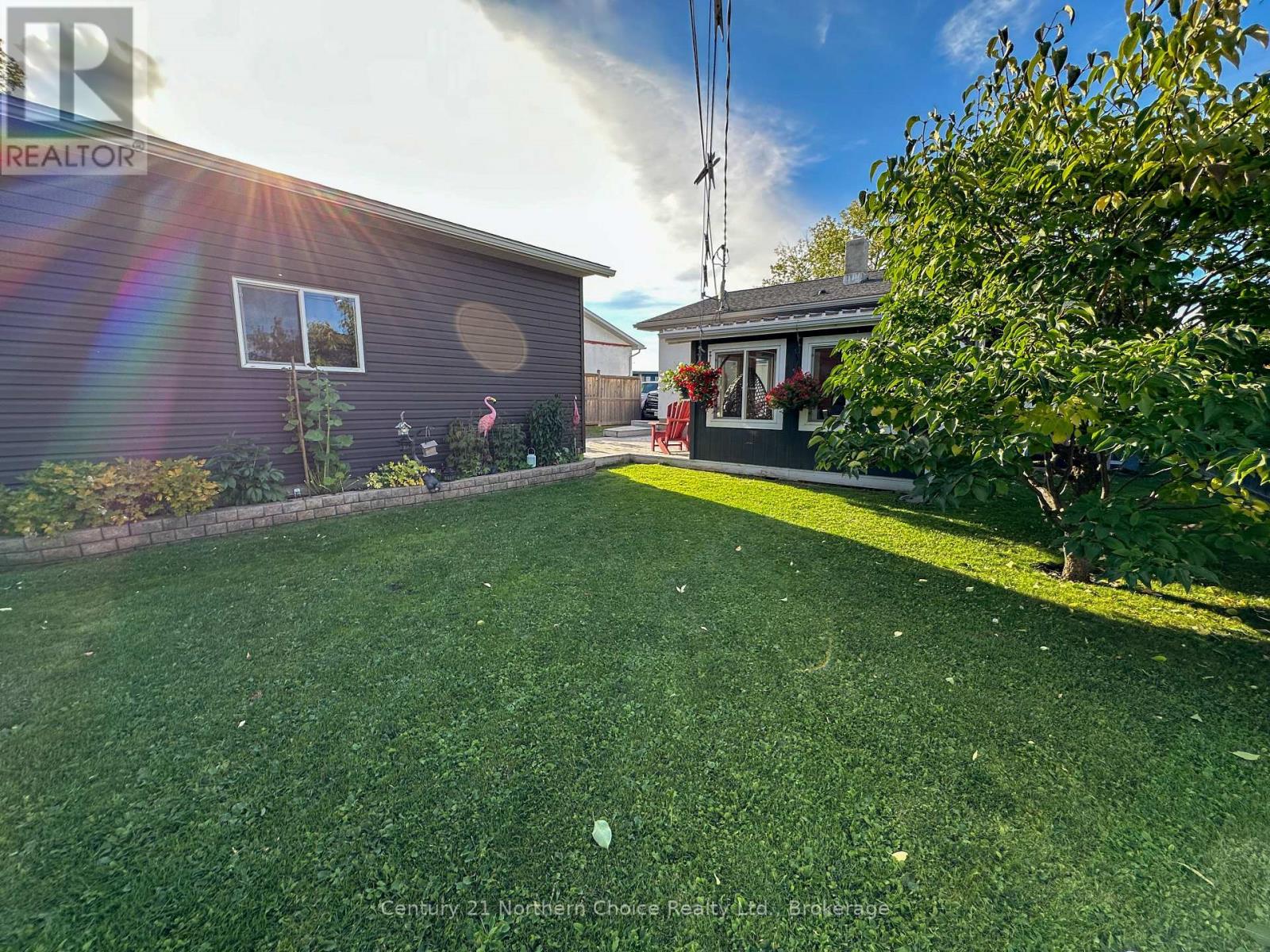 52 Dickenson Road Property Photo 29