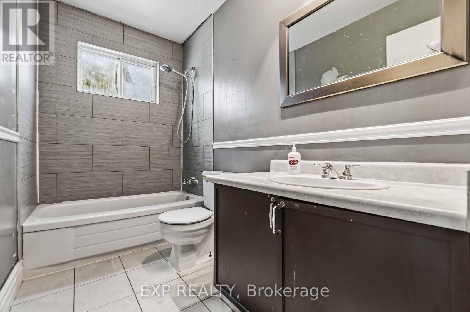 7 Fulham Court Property Photo 16