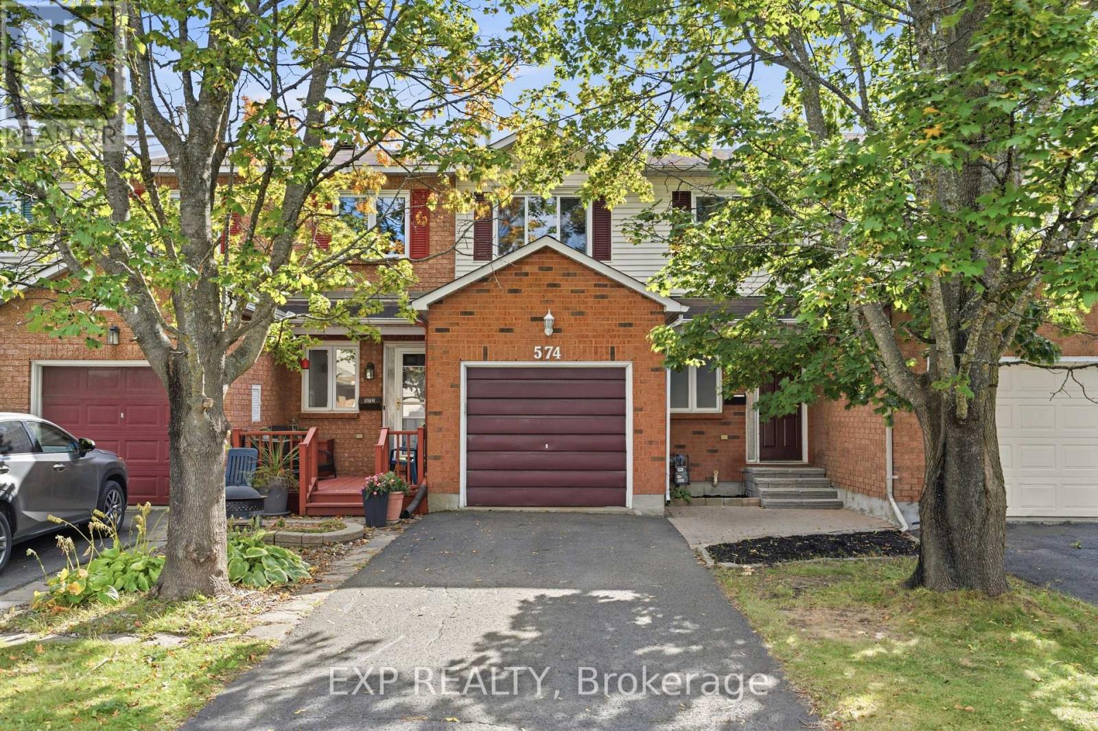 574 Latour Crescent Property Photo 1