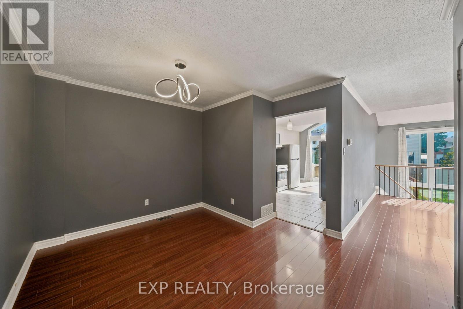 574 Latour Crescent Property Photo 6