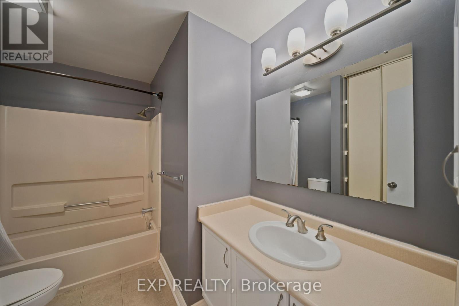 574 Latour Crescent Property Photo 21