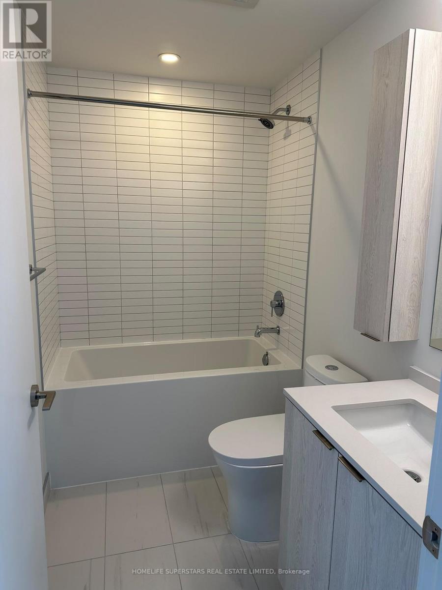 1612 - 101 John Street Property Photo 11