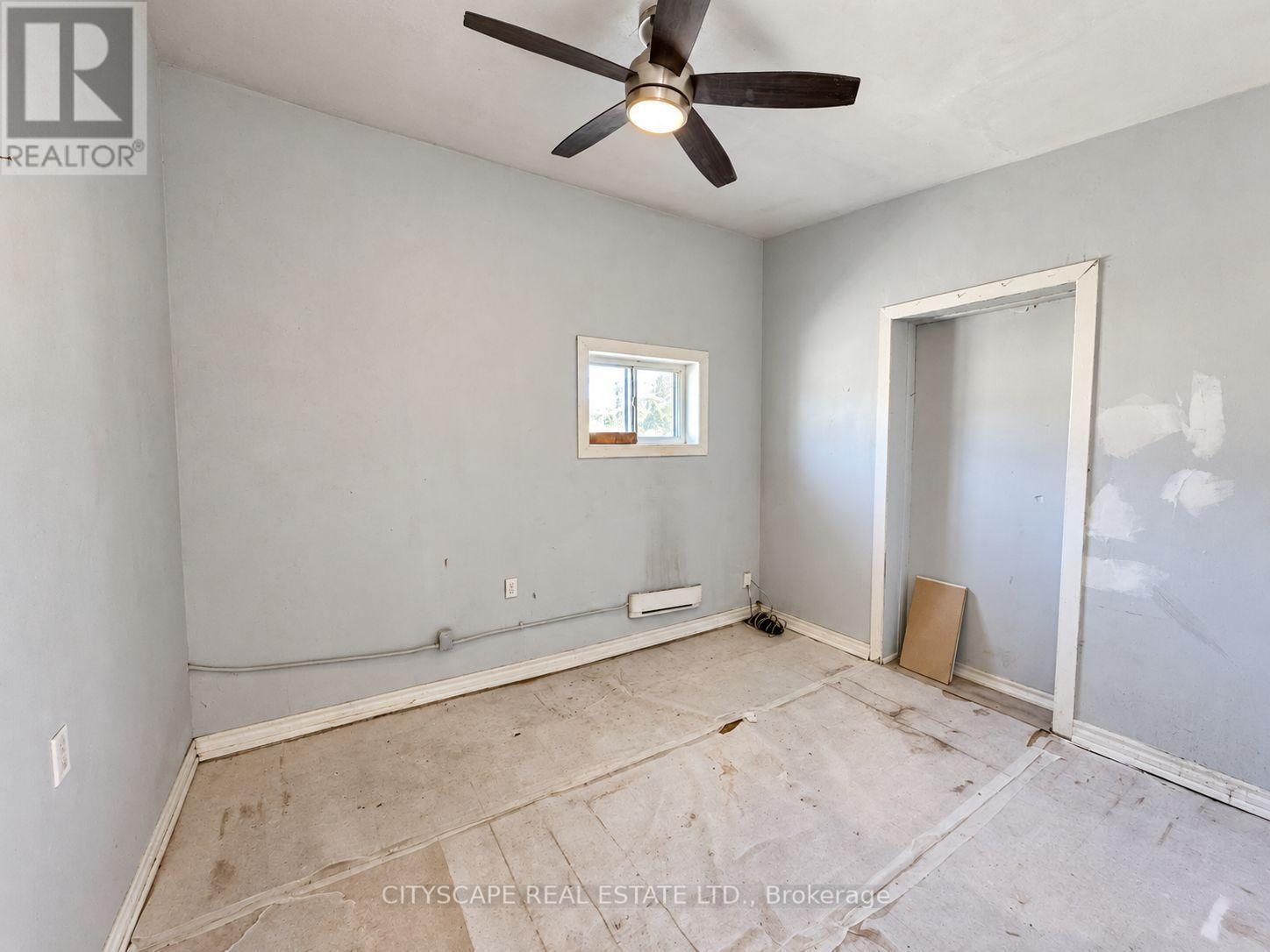 198 Tragina Avenue N Property Photo 29