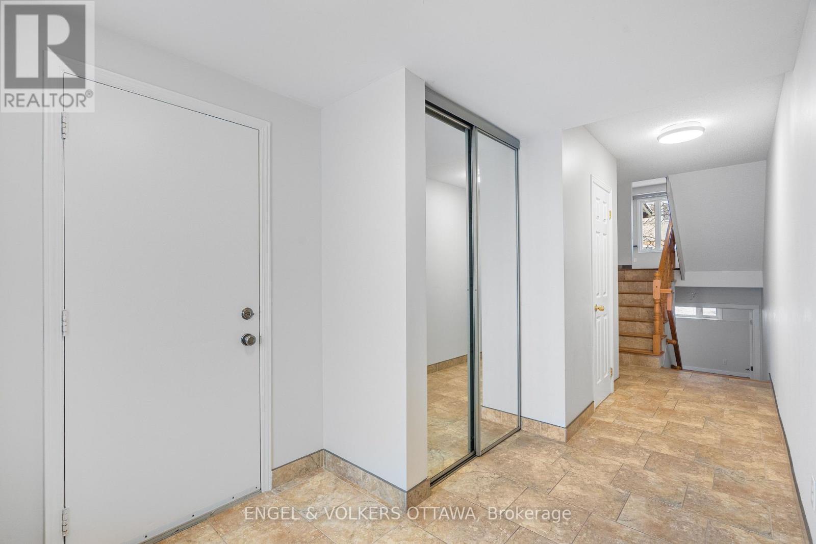 1321 Morley Boulevard Property Photo 2