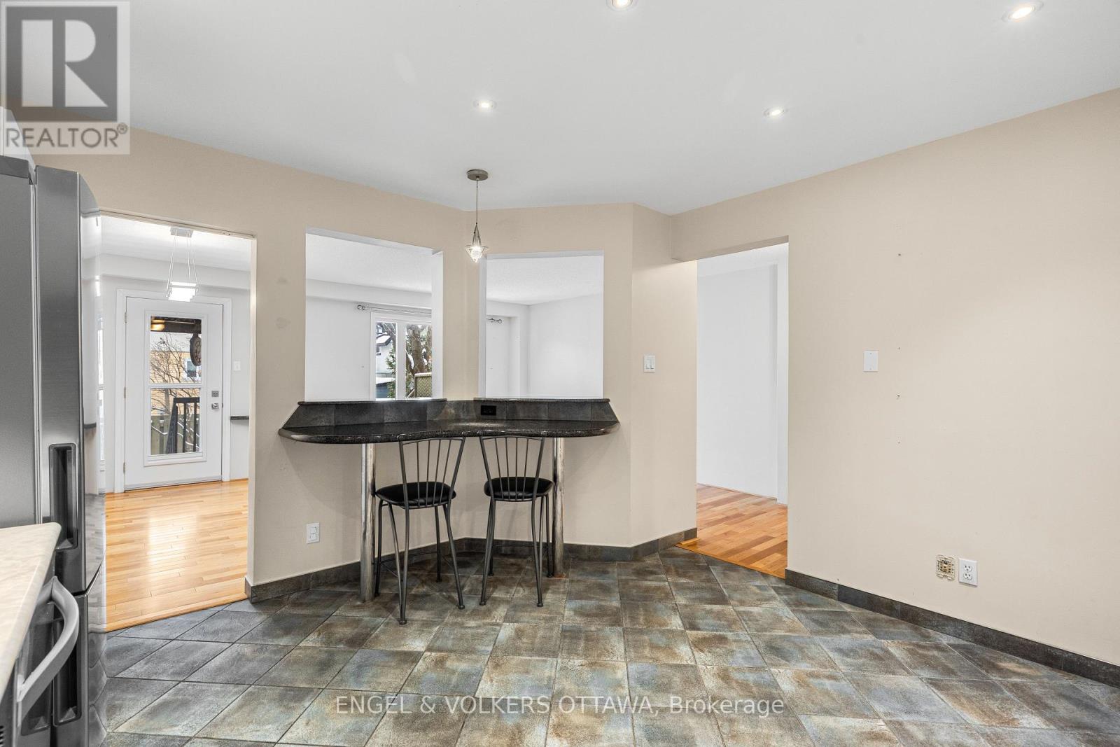 1321 Morley Boulevard Property Photo 6