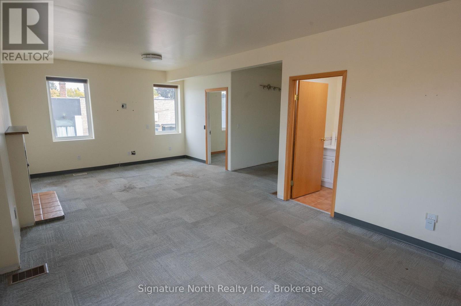 287 Bay Street Property Photo 17