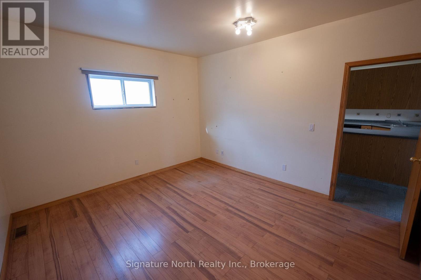 287 Bay Street Property Photo 23