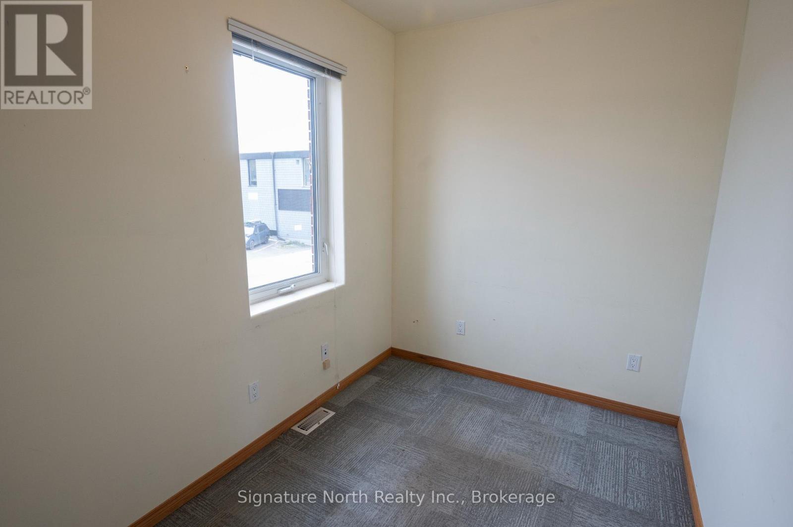 287 Bay Street Property Photo 29