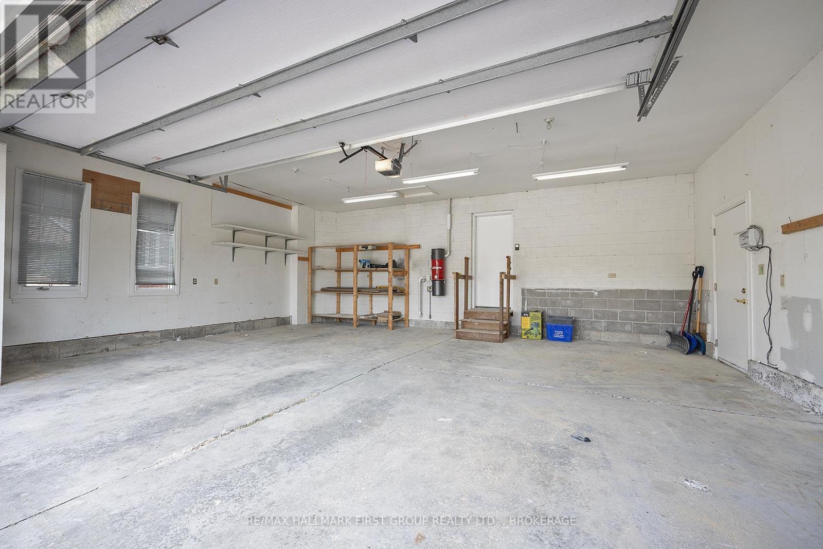 272 Friarhill Crescent Property Photo 10