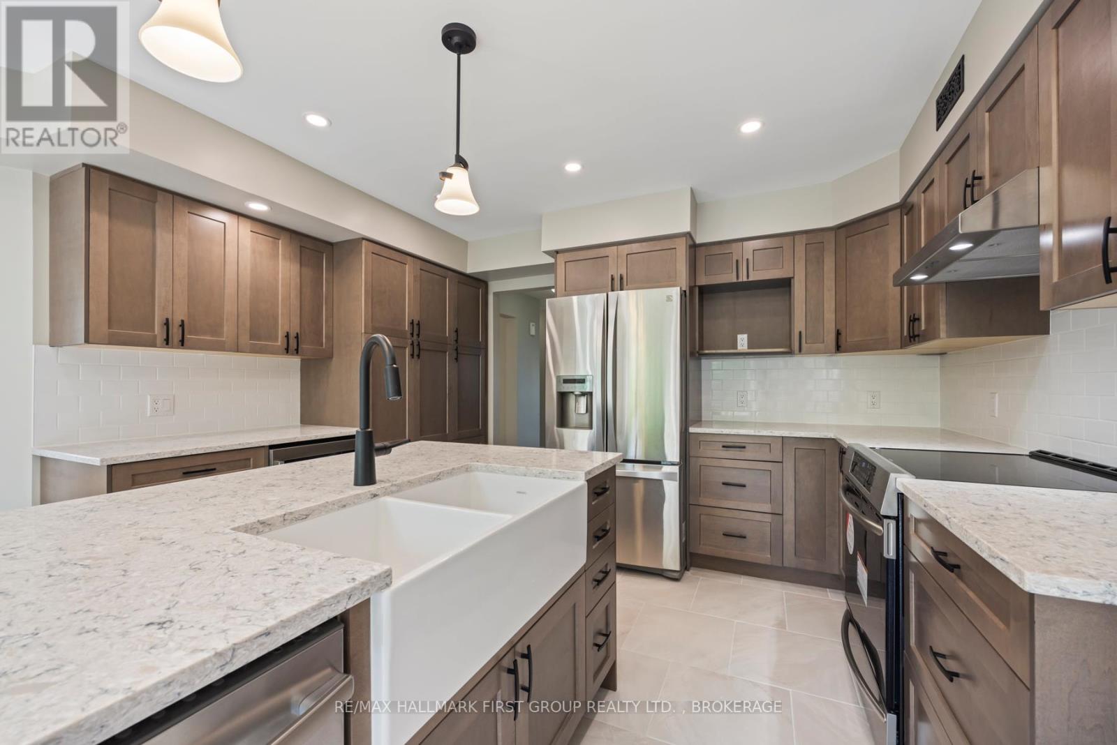 272 Friarhill Crescent Property Photo 19