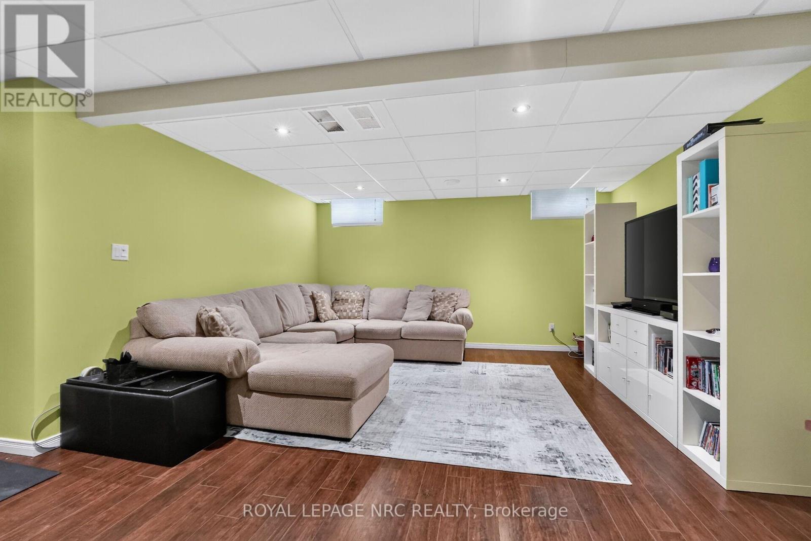 255 Empress Avenue Property Photo 32