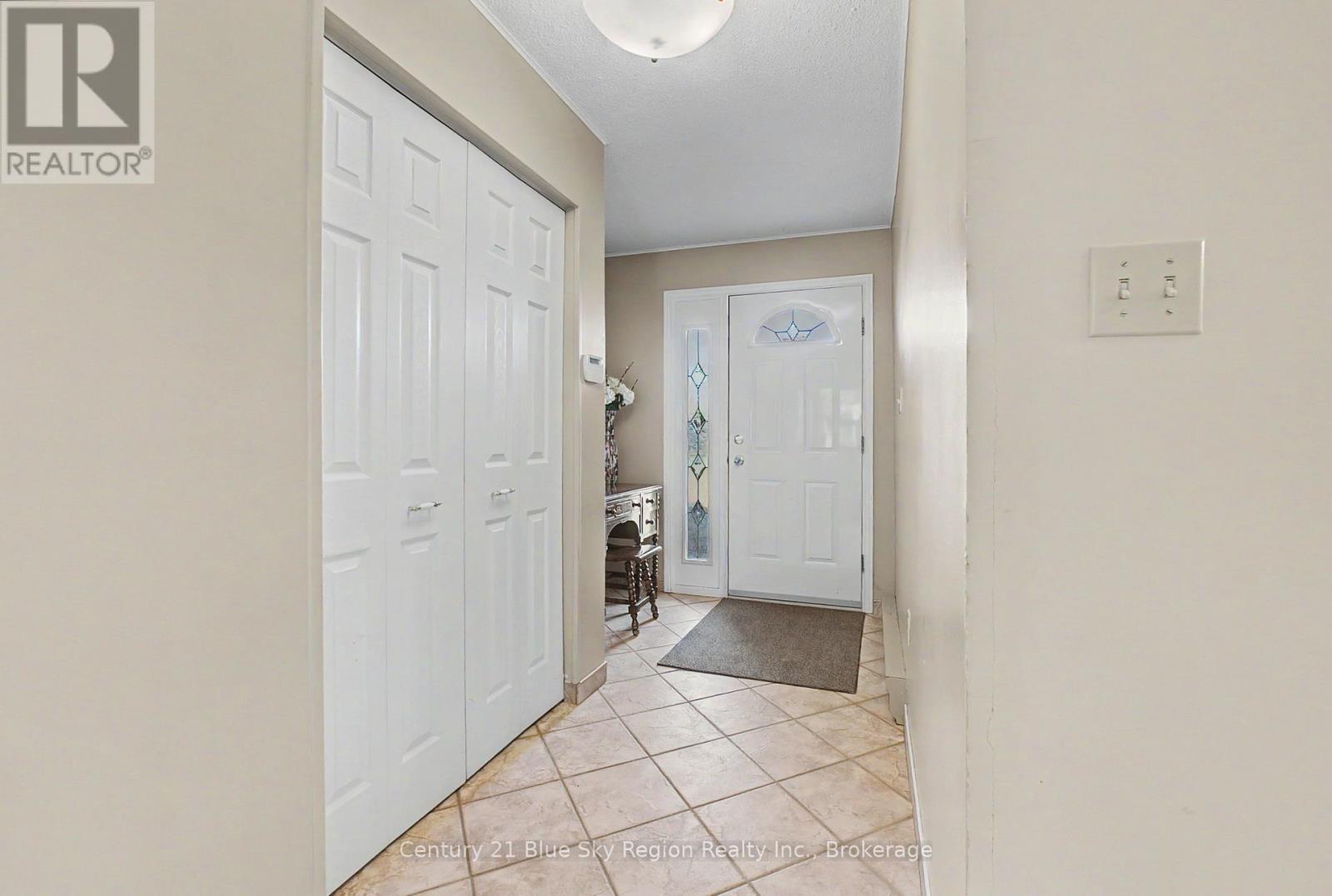1550 Chapais Street Property Photo 4