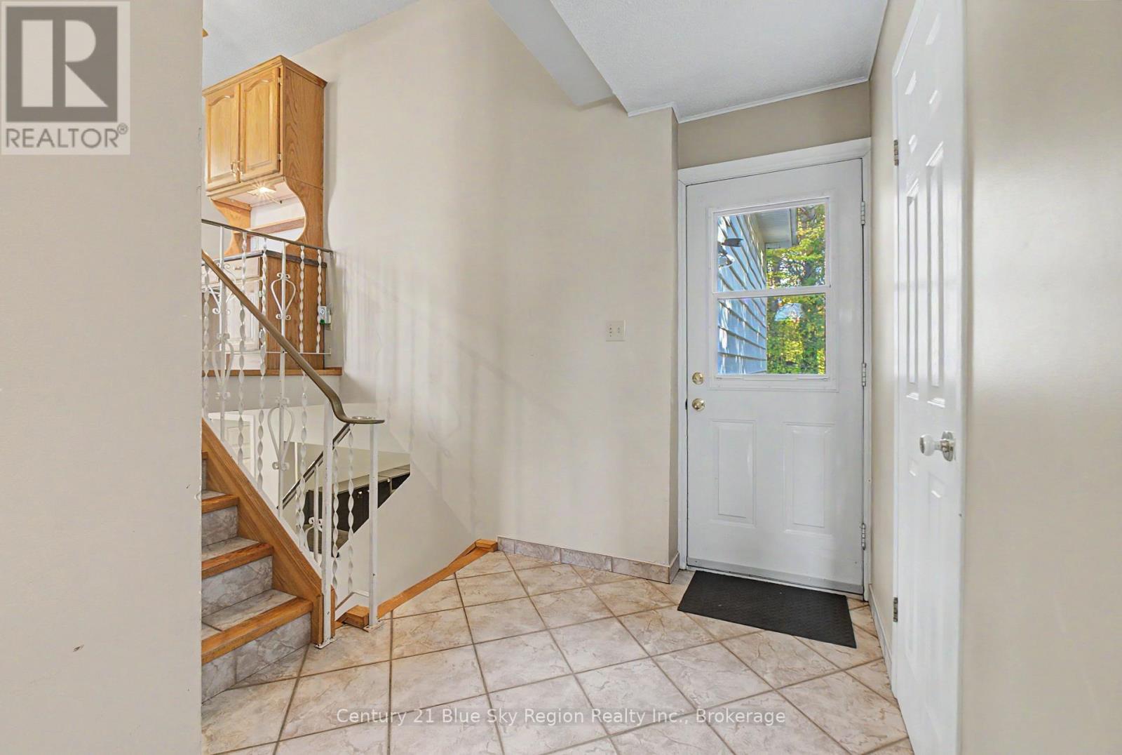 1550 Chapais Street Property Photo 5