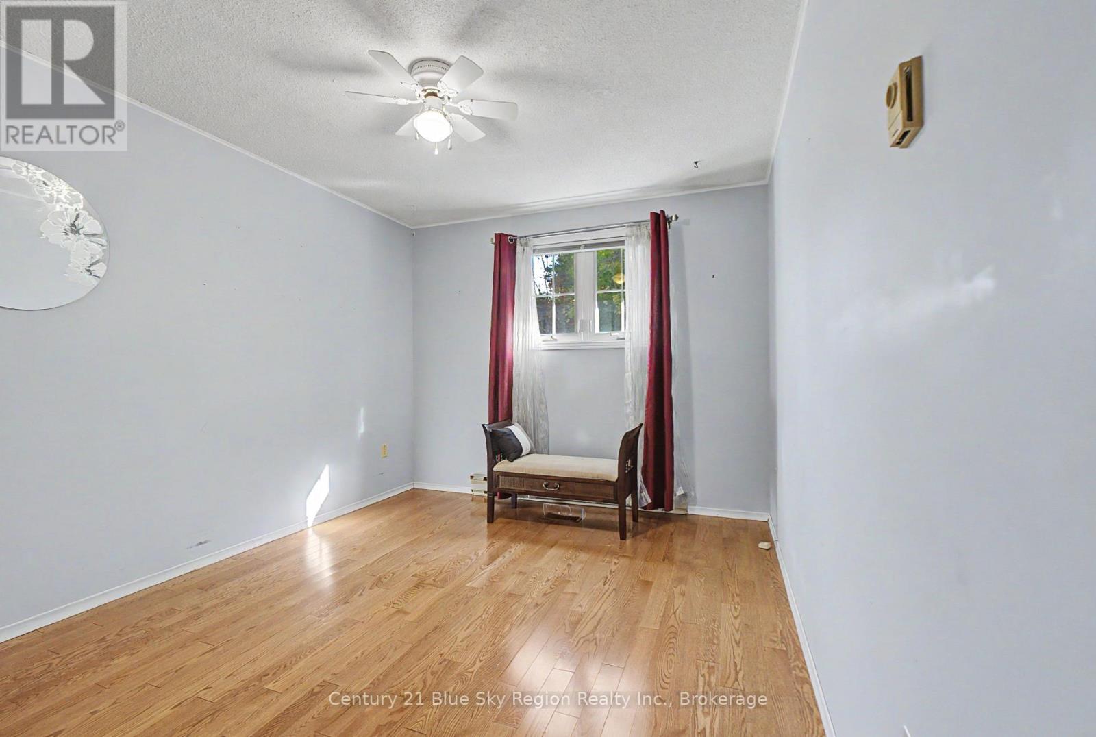 1550 Chapais Street Property Photo 24