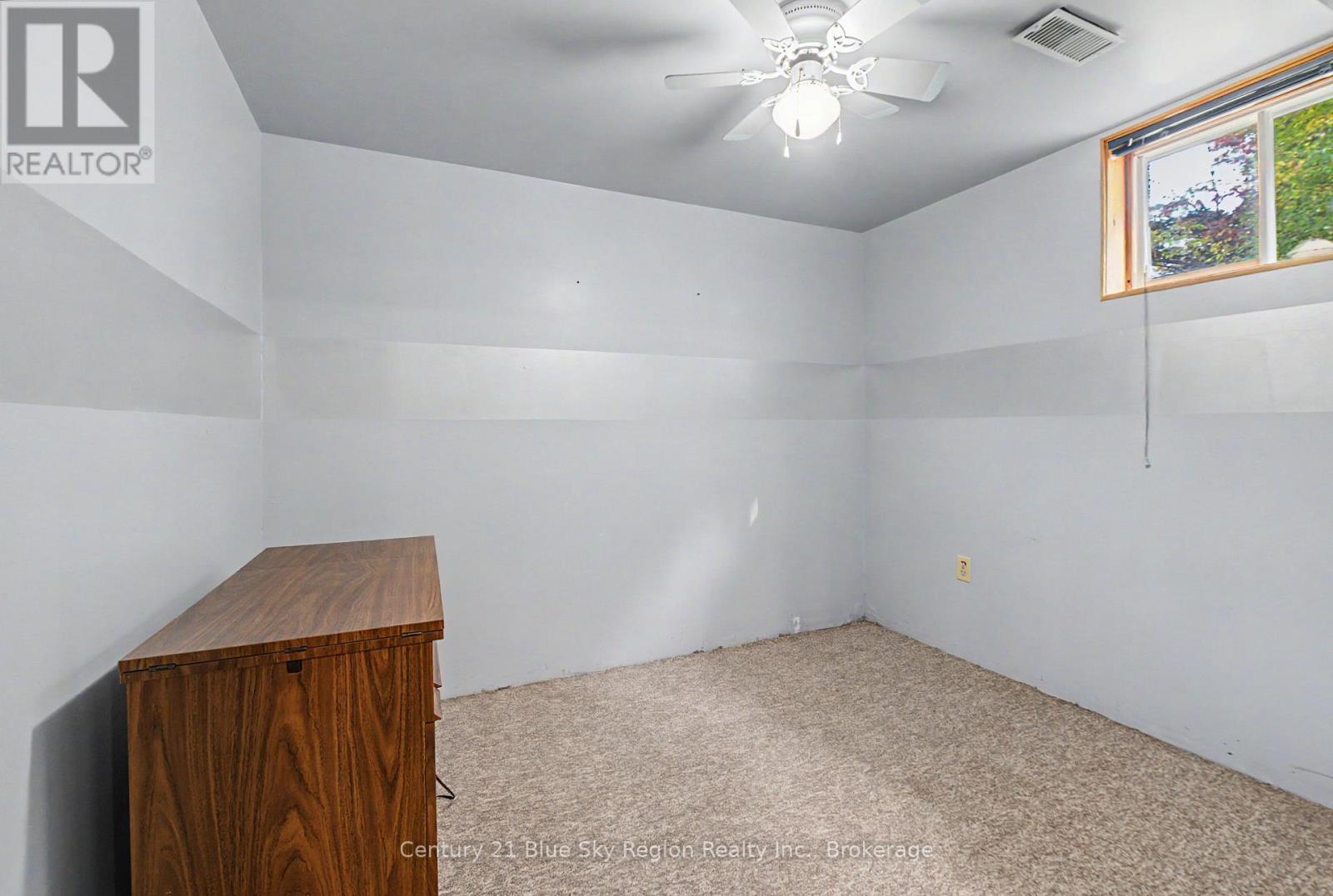 1550 Chapais Street Property Photo 34