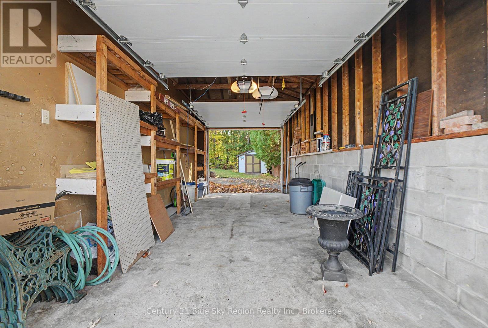 1550 Chapais Street Property Photo 46