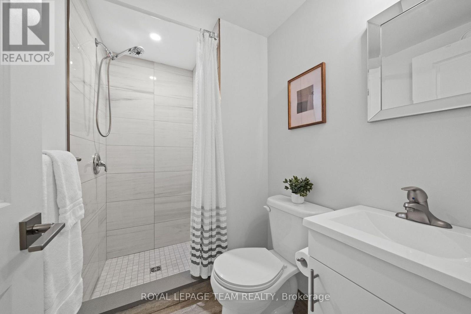77 Juanita Avenue Property Photo 29
