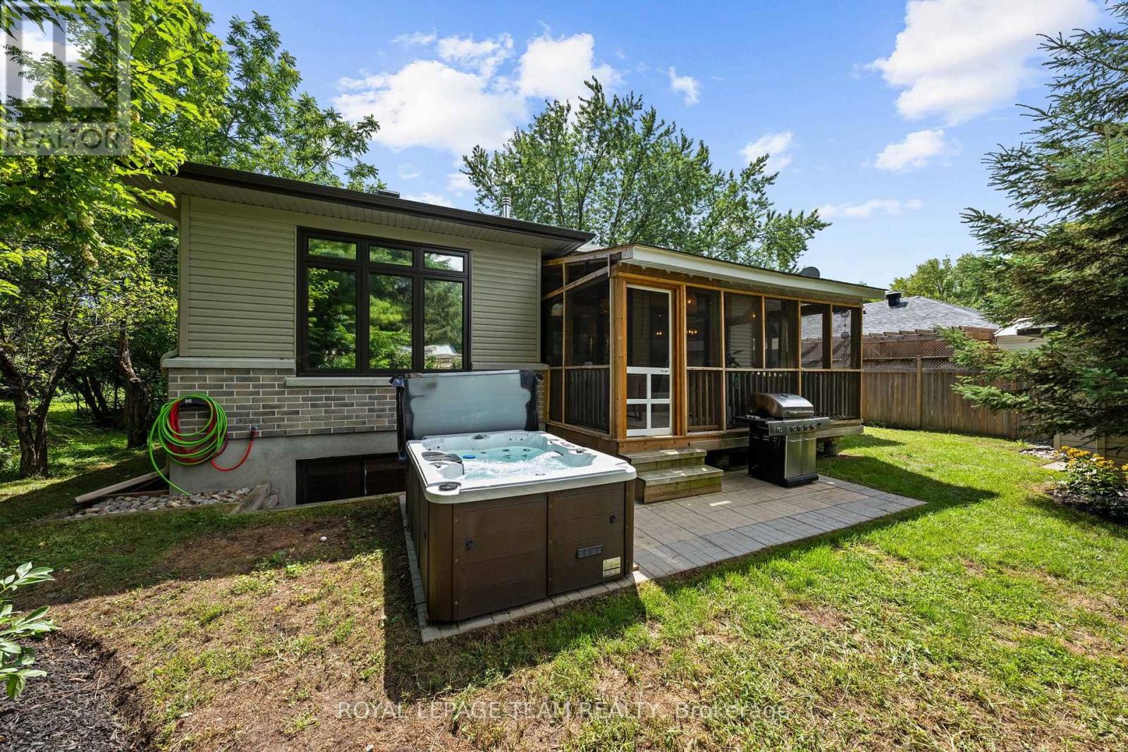 77 Juanita Avenue Property Photo 41