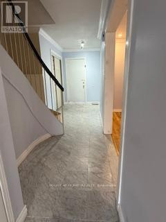 44 Burlington Crescent Property Photo 2