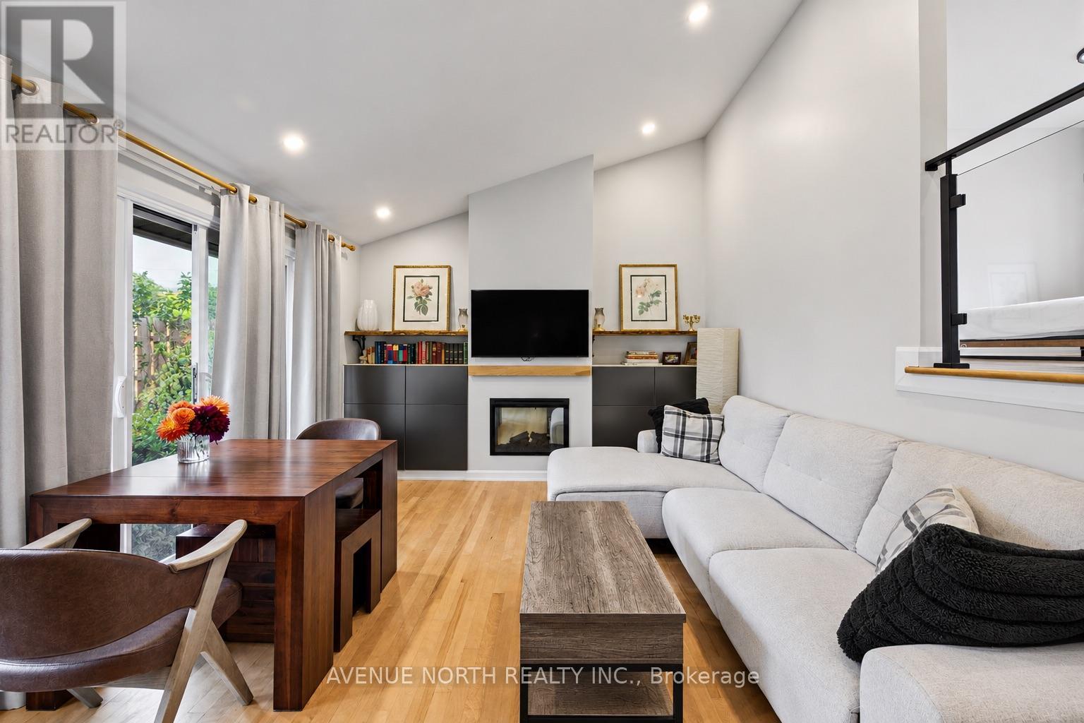 1174 Maybank Street Property Photo 7