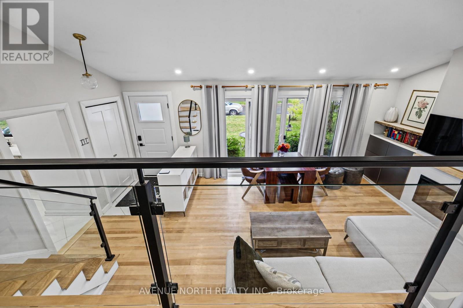 1174 Maybank Street Property Photo 14