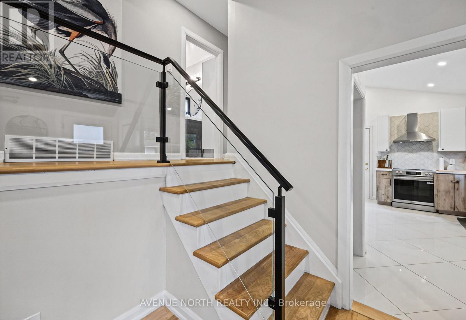1174 Maybank Street Property Photo 23