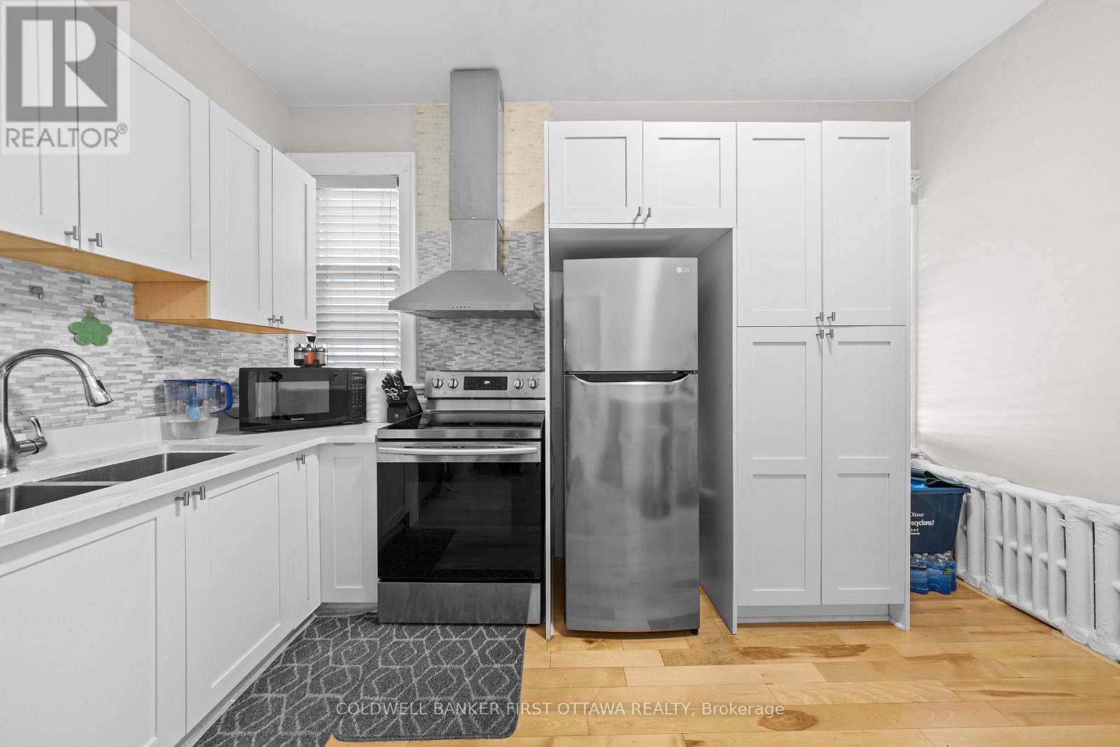 245 Bay Street Property Photo 10