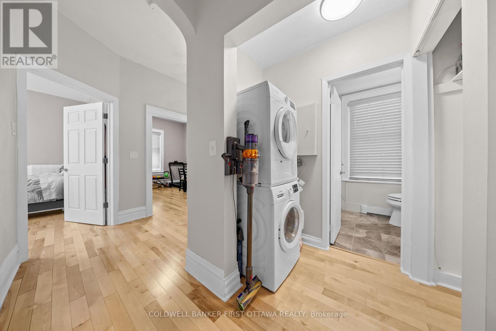 245 Bay Street Property Photo 18