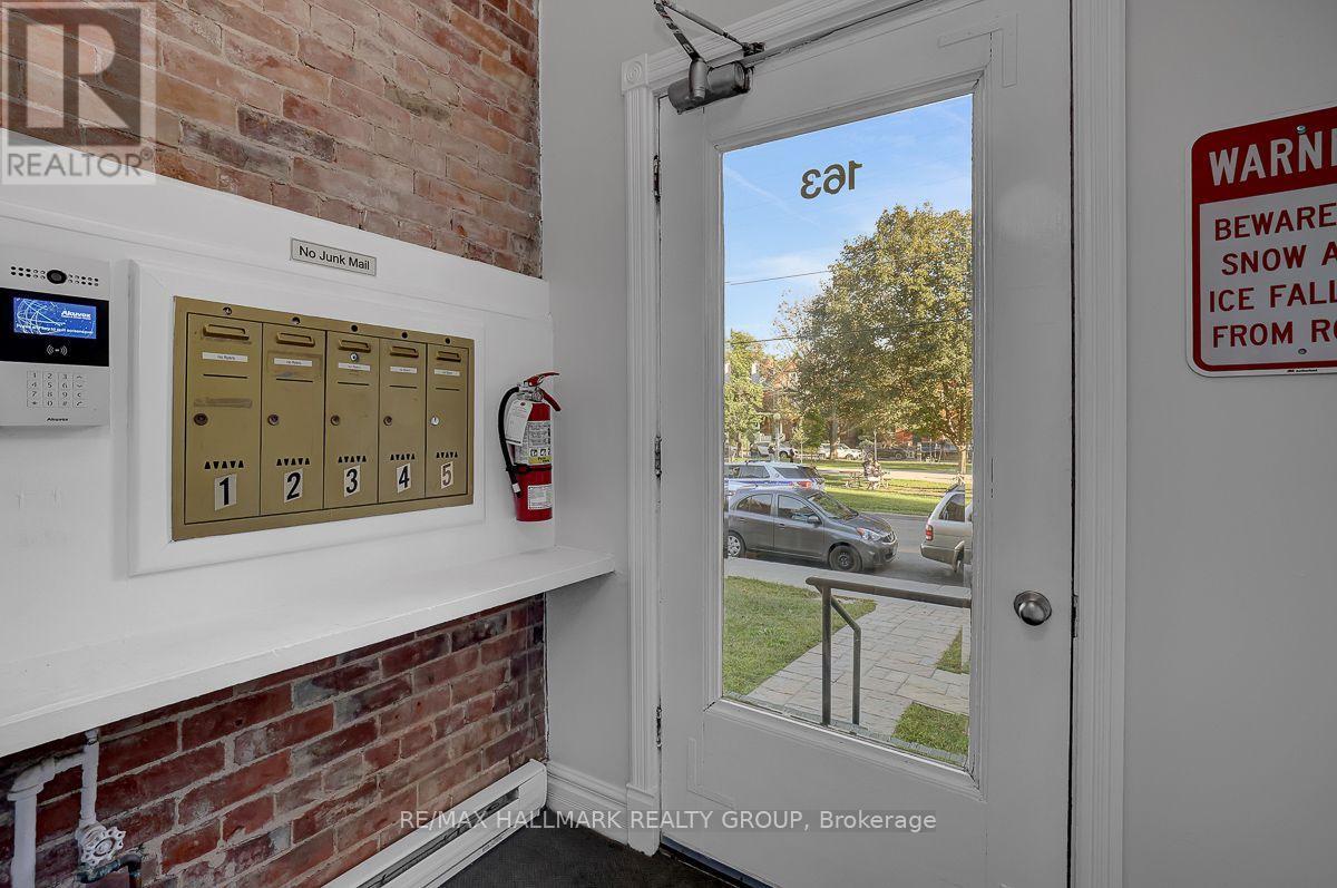 161-163 Gilmour Street Property Photo 3