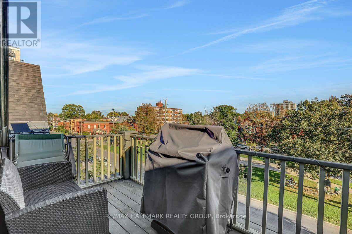161-163 Gilmour Street Property Photo 11
