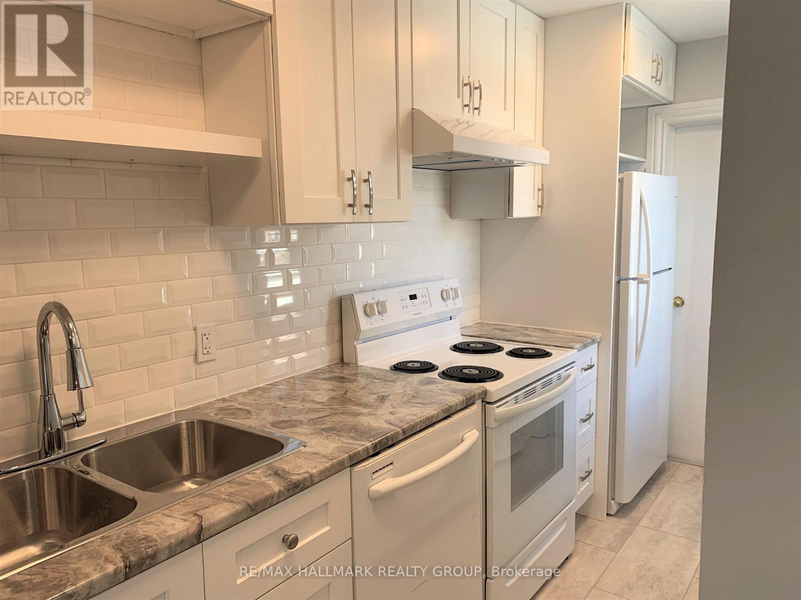 161-163 Gilmour Street Property Photo 28