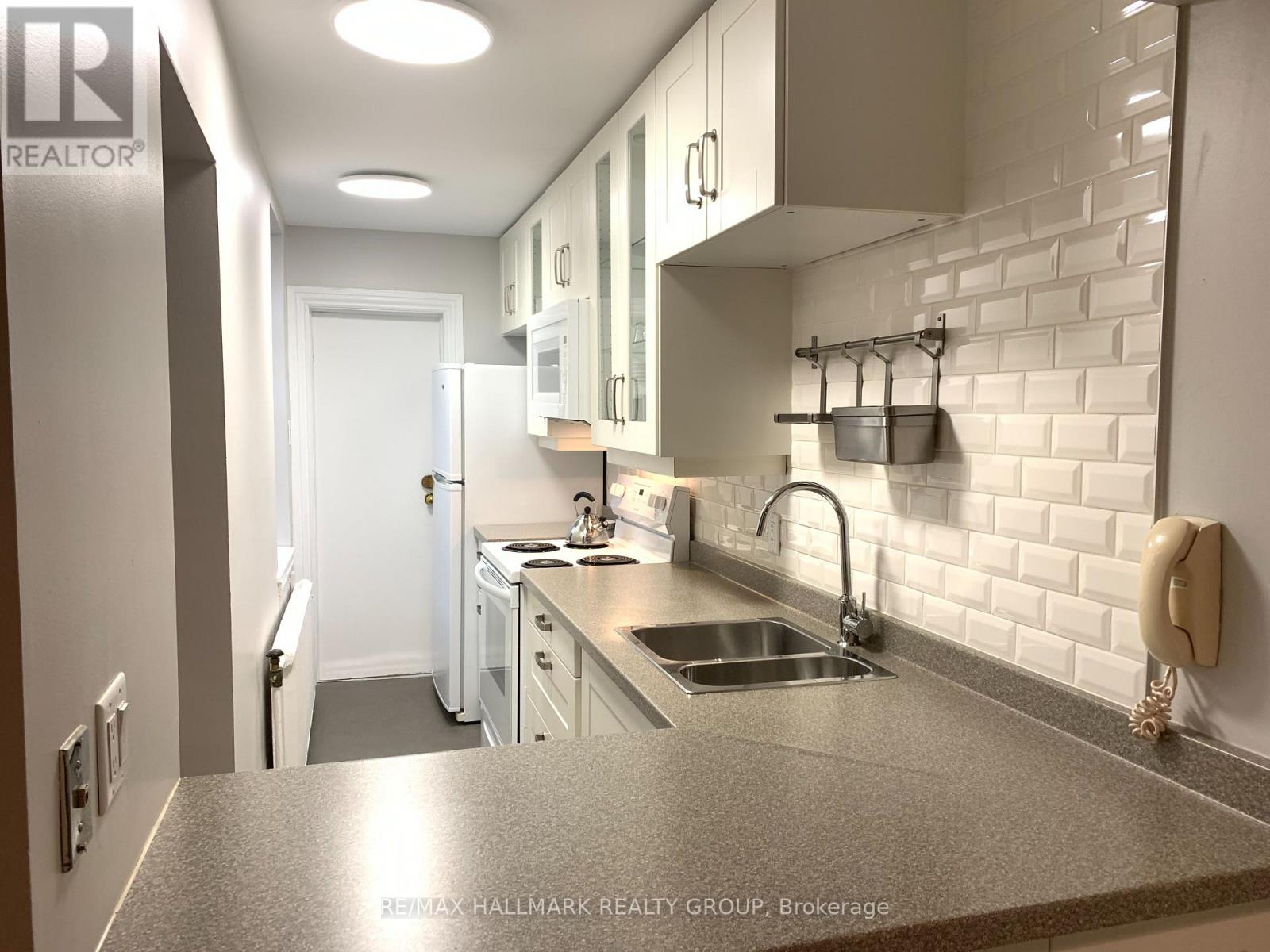 161-163 Gilmour Street Property Photo 32