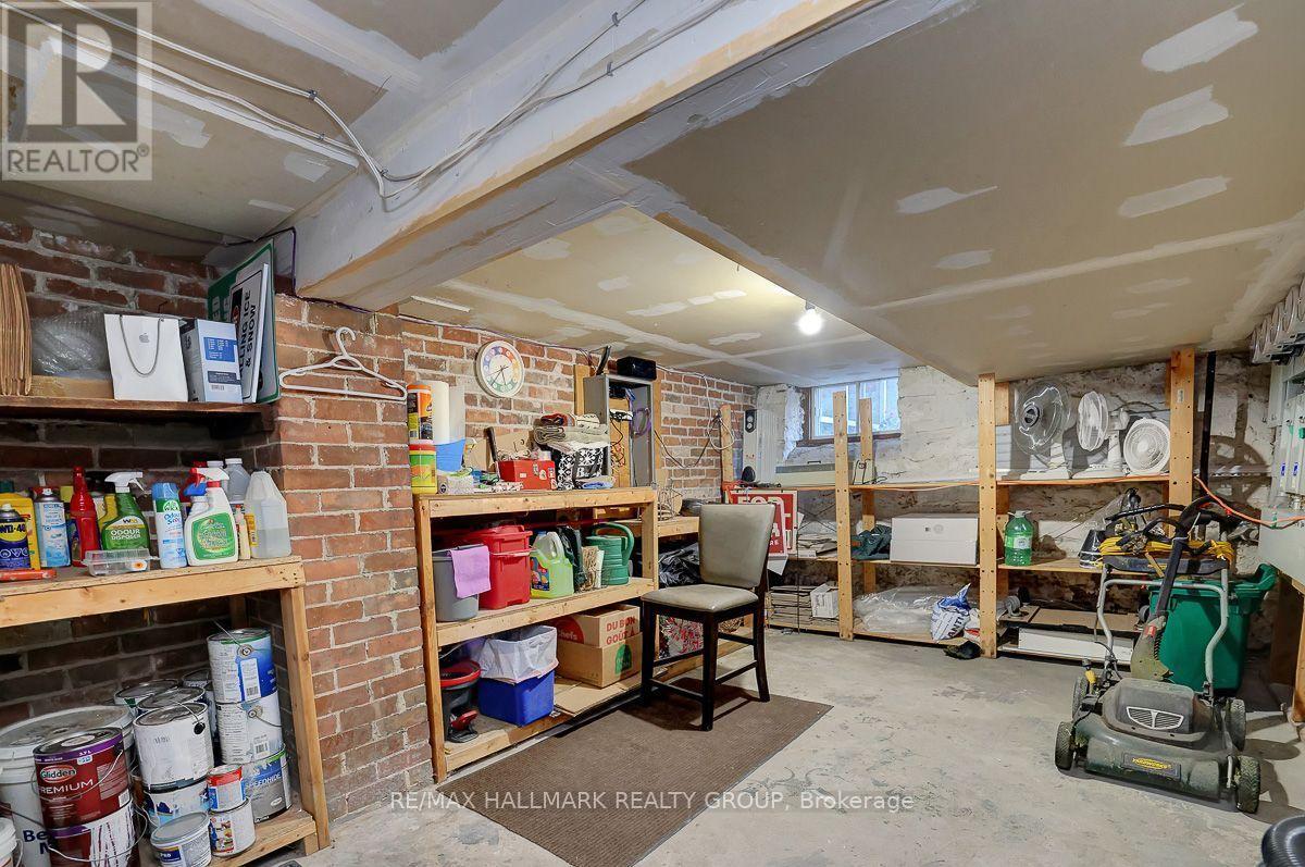 161-163 Gilmour Street Property Photo 40